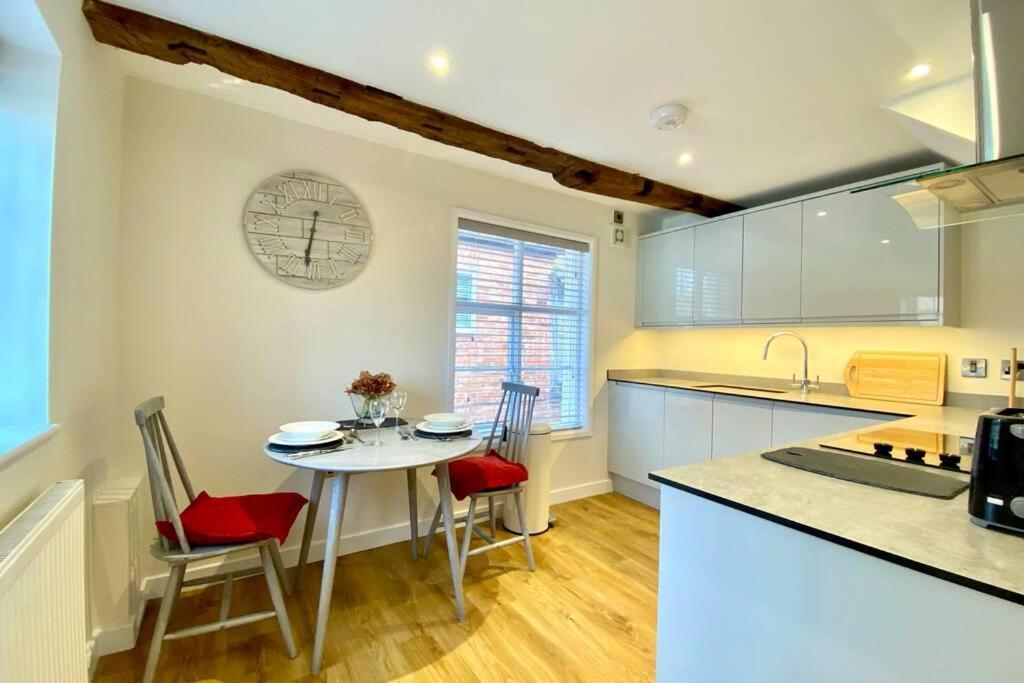 Tilly'S A Perfect Apartment In The Market Town Of Ледбери Экстерьер фото